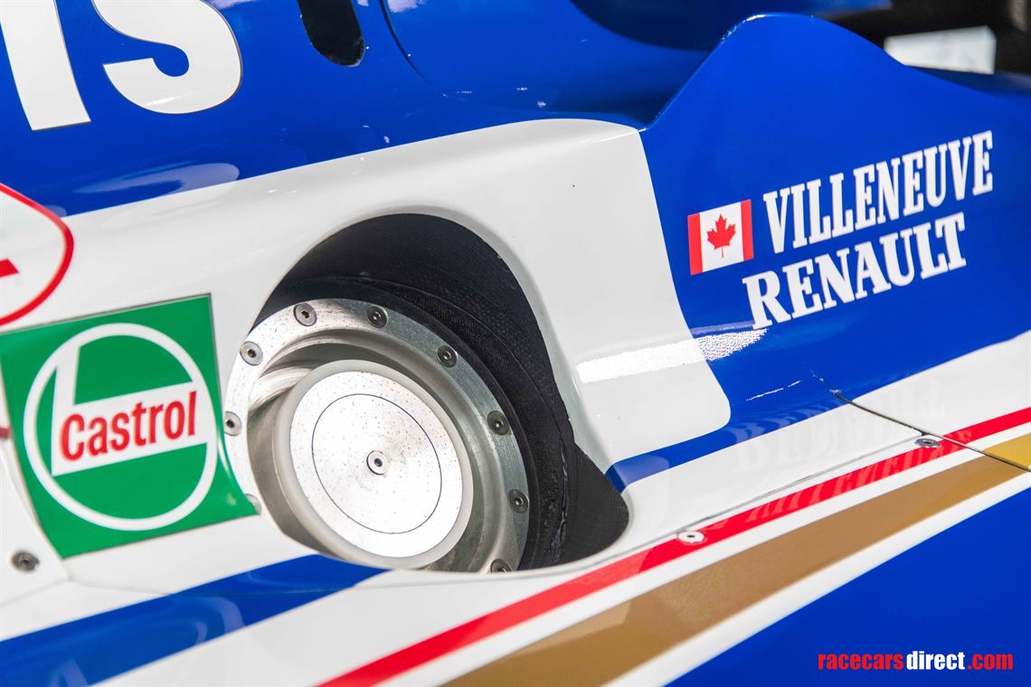 sold-f1-williams-fw1819-works-show-car