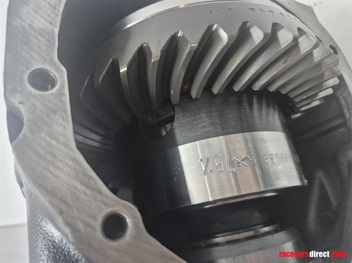 opel-omega-dtm-new-old-stock-parts