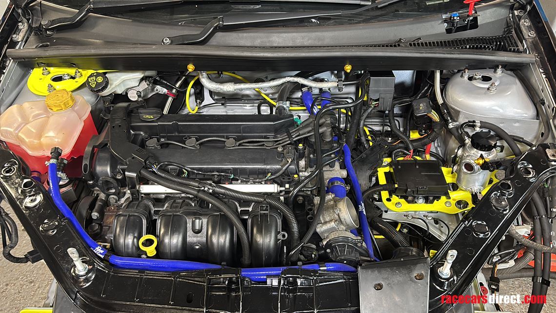 ford-fiesta-st150-race-car-st-challenge