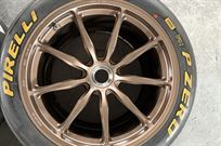 audi-r8-lms-gt2-wheel-set-barely-used