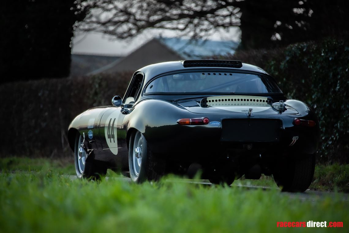 jaguar-e-type-semi-lighweight-fia-race-car