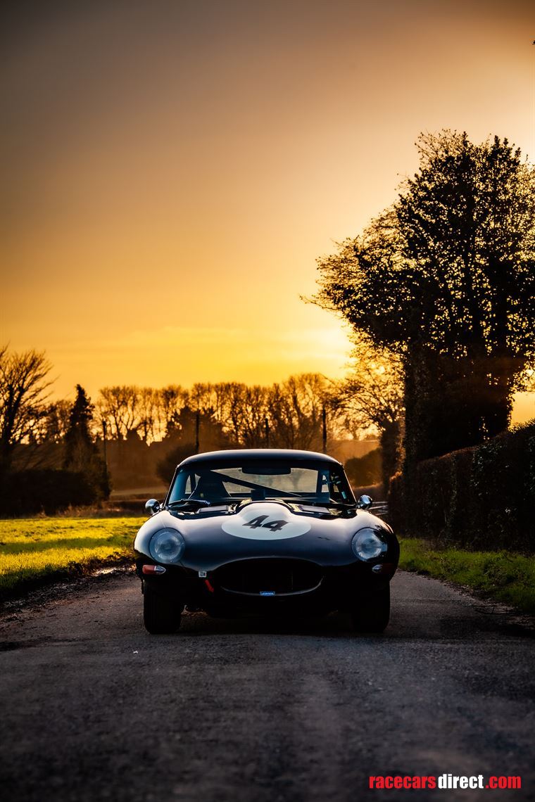 jaguar-e-type-semi-lighweight-fia-race-car