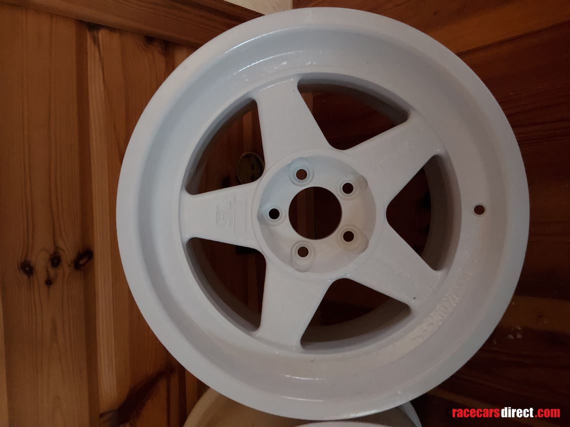 audi-s1e2-original-mangesium-rims