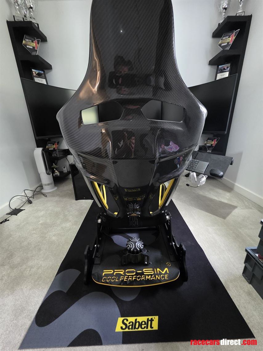Racecarsdirect.com - Cool Performance E-Sport Racing Simulator
