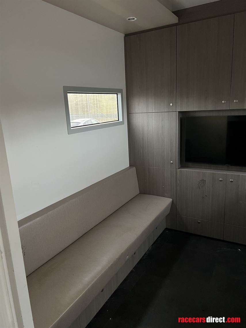 for-rent-racetrailer-with-truck-and-driver