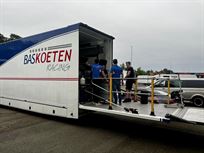 racetrailer-w-kitchen-6-bedroom-ac-full-equip