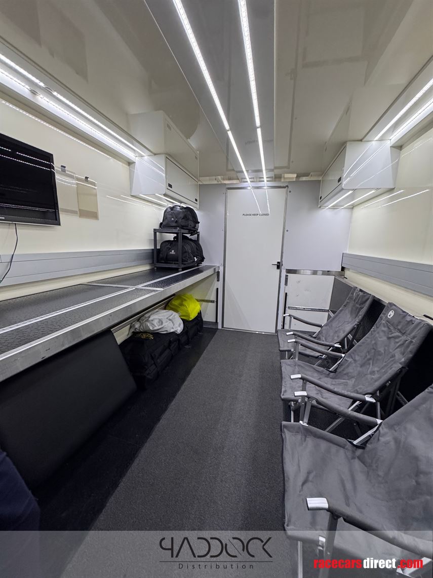 racing-trailer-wmt-invicta-racing-formula-2-i