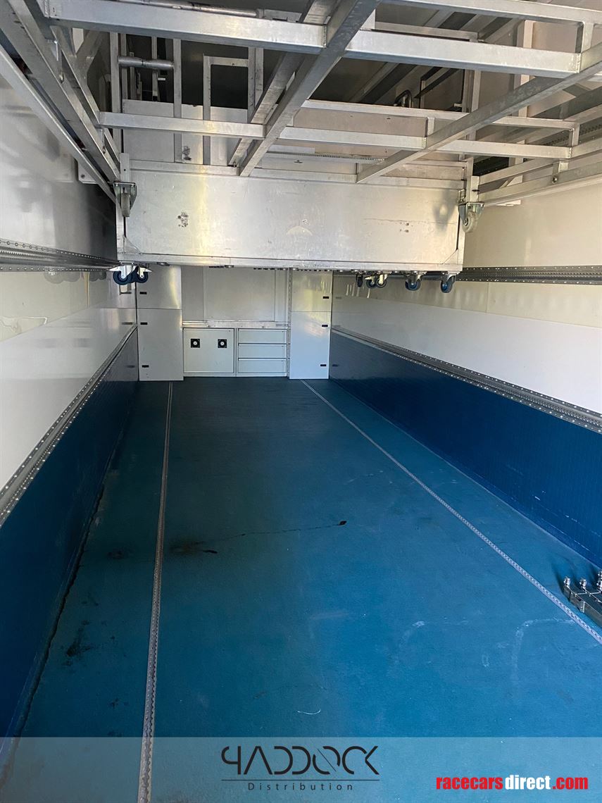 racing-trailer-hangler-ex-sauber-f1-team-is-s