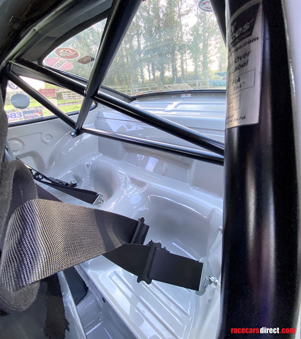 1981-porsche-911-sc---fast-roadtrack