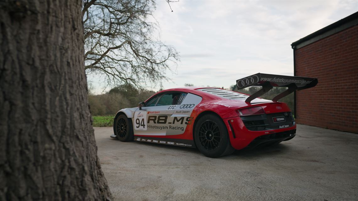 2011-audi-r8-lms-gt3