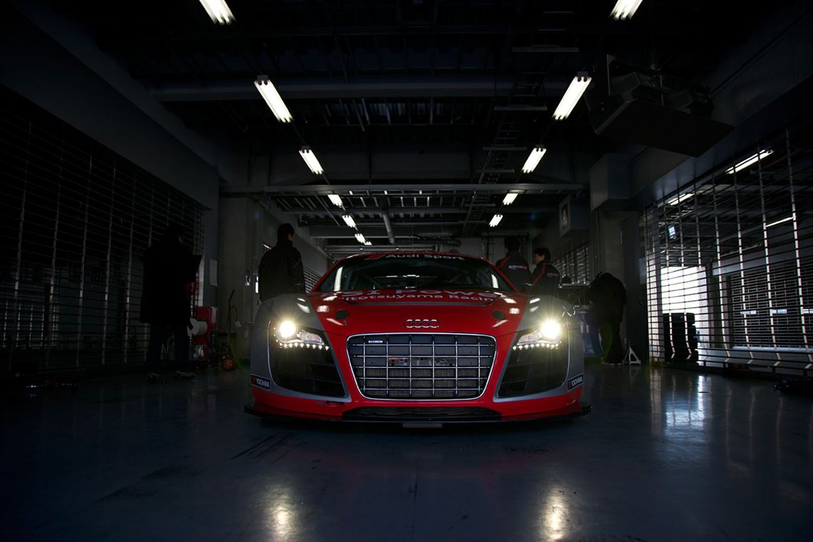 audi-r8-lms-gt3-2011