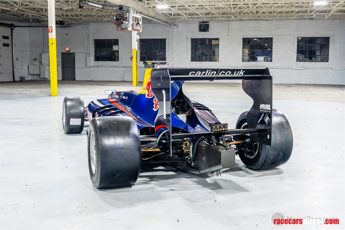 2014-dallara-gp313-w-extensive-spares-package