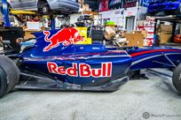 2014-dallara-gp313-w-extensive-spares-package