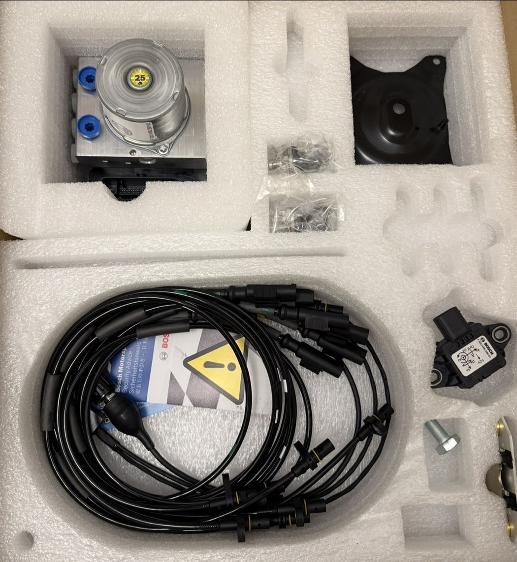 bosch-motorsport-m5-abs-clubsport-full-kit-1m