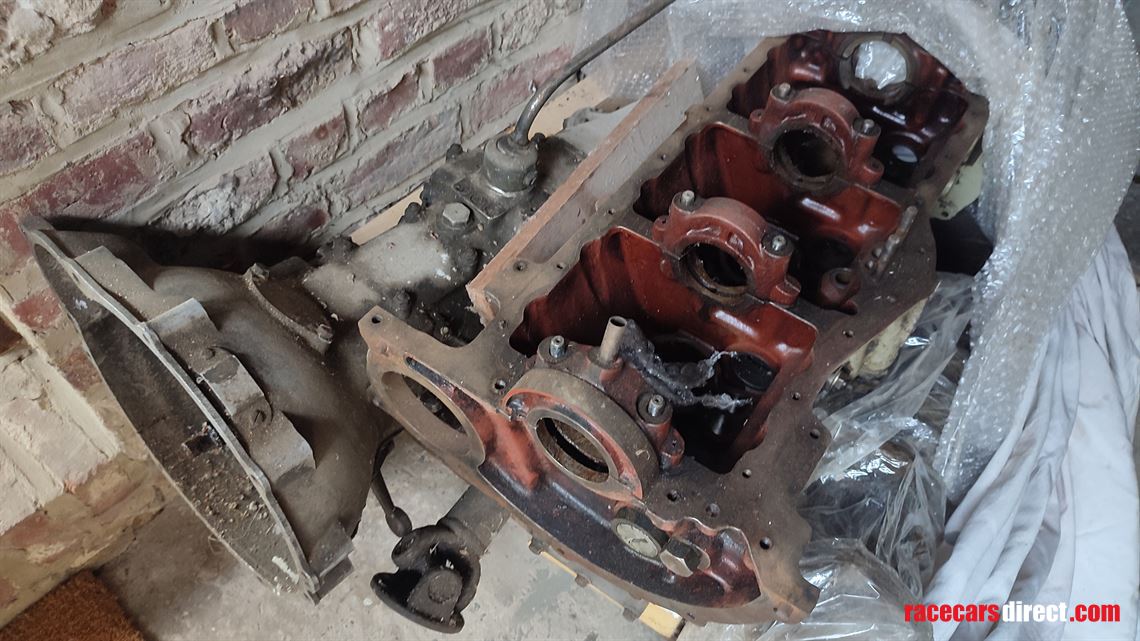 bristol-100d2-engine-bwcr12-gearbox