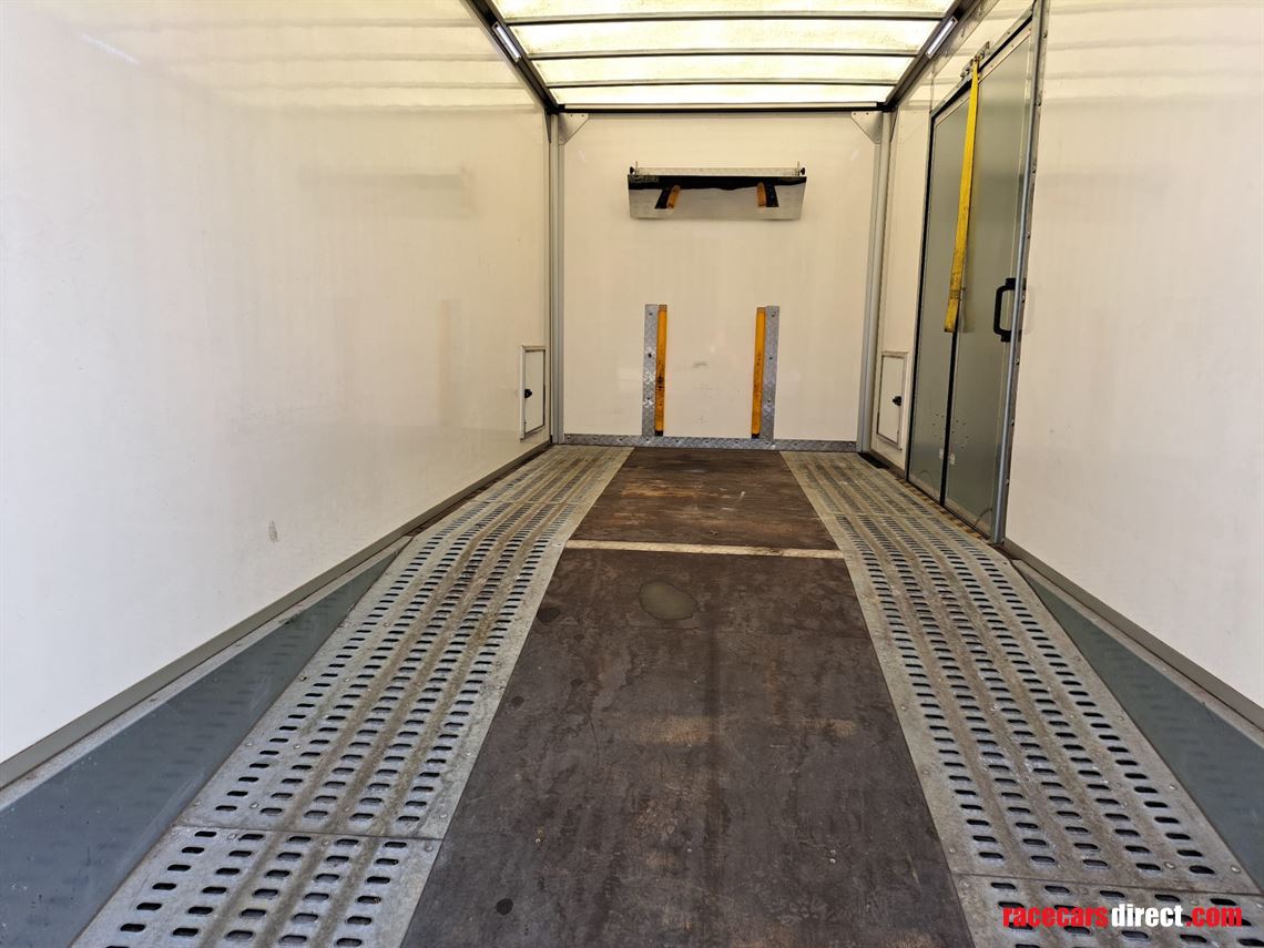 mitsubishi-canter-race-truck