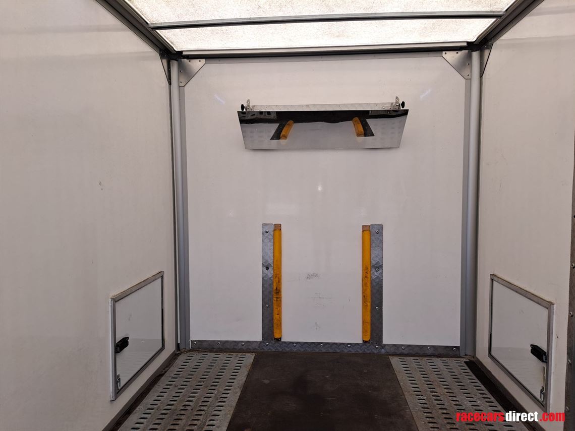 mitsubishi-canter-race-truck