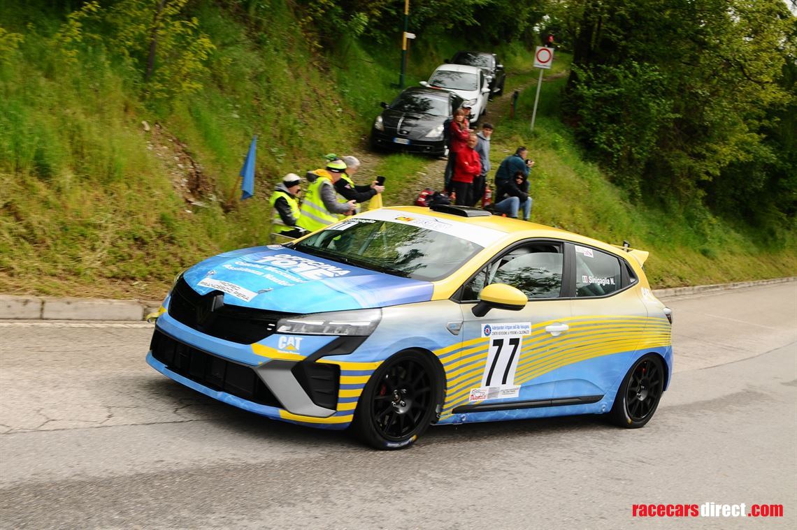 renault-clio-cup-v