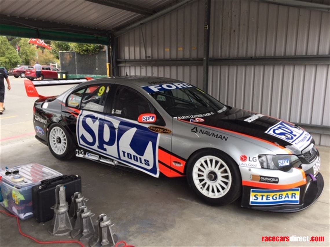 v8-supercar-x-scott-mclaughlin-shane-van-gisb