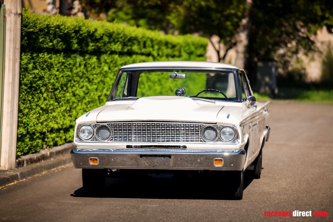 1963-ford-fairlane-500-thunderbolt-recreation