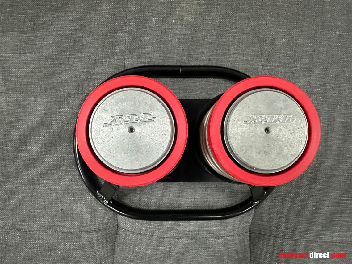 atl-2-dual-refuelling-bottles-and-couplings