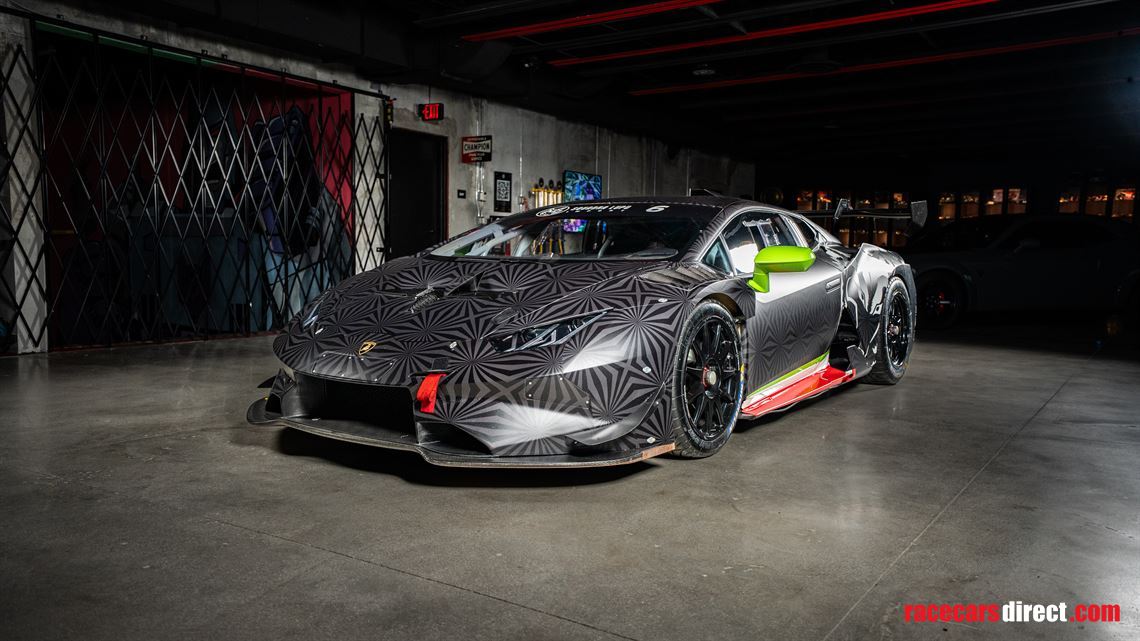 2015-lamborghini-huracan-super-trofeo-evo-upg
