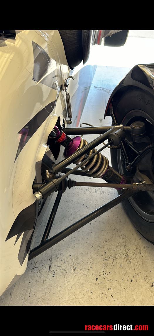 caterham-20-duratec-race-car