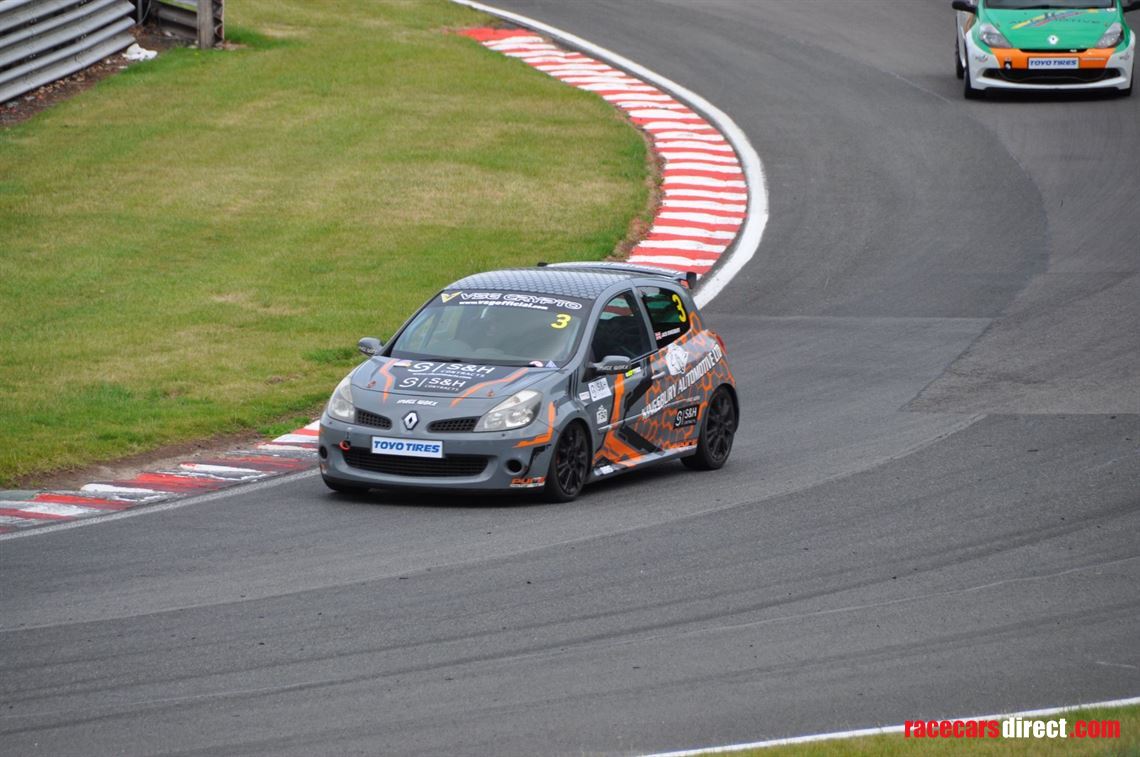 750mc-clio-sport-championship-car