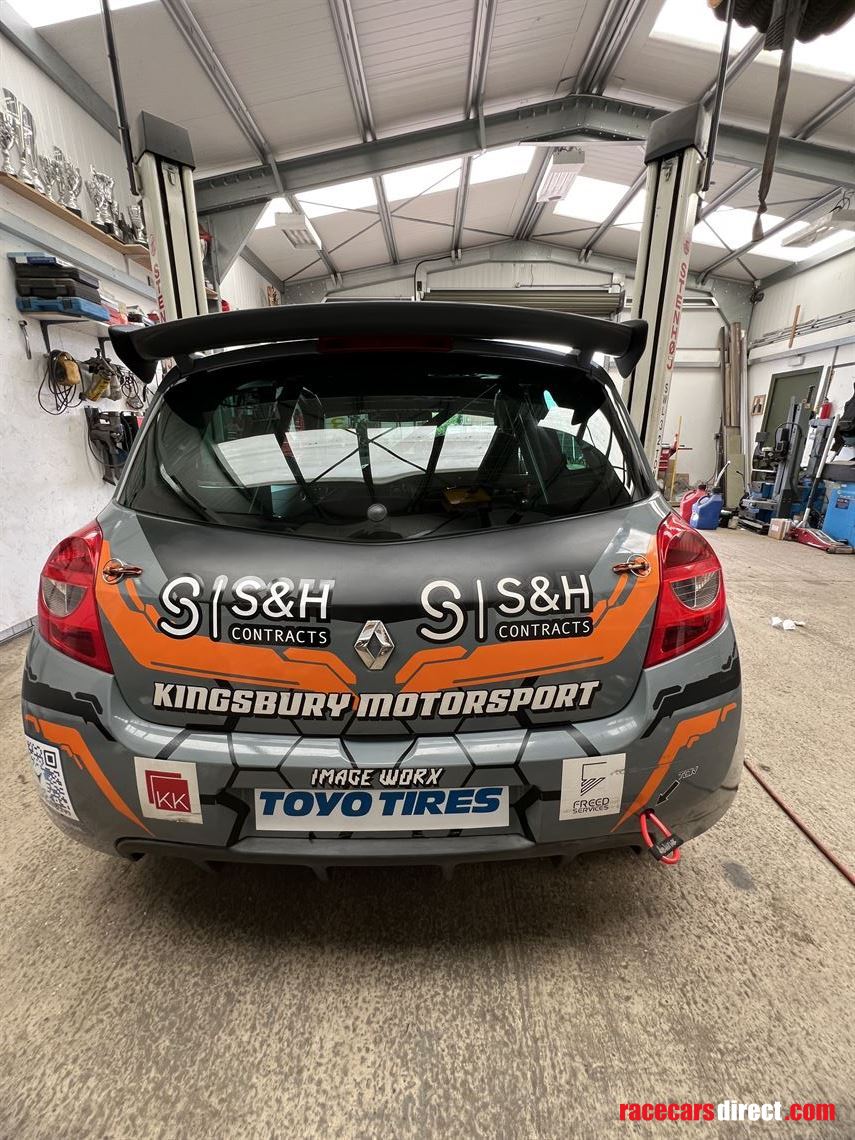 750mc-clio-sport-championship-car