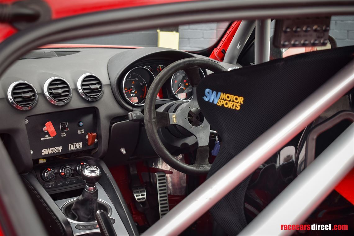 audi-tt-ttcr-race-winning-car