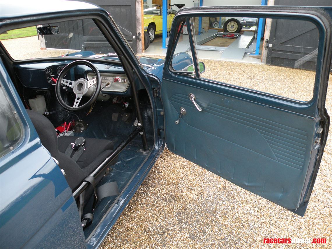 1961-ford-anglia-105e-period-race-car