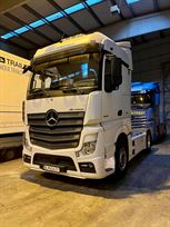 racetrailer---3-cars-living-double-deck