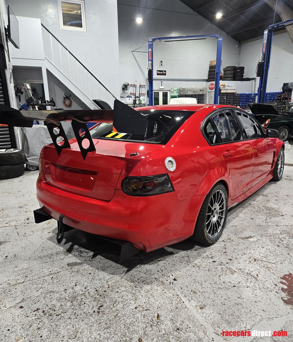 2009-holden-hsv-race-car-ex-supercar-series