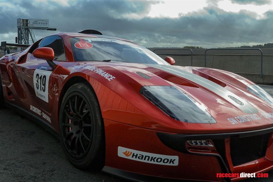 ligier-js2-r-evo-in-showroom-condition