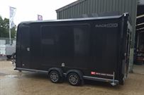 brian-james-race-box-45m-x-19m-black-3000kg-g