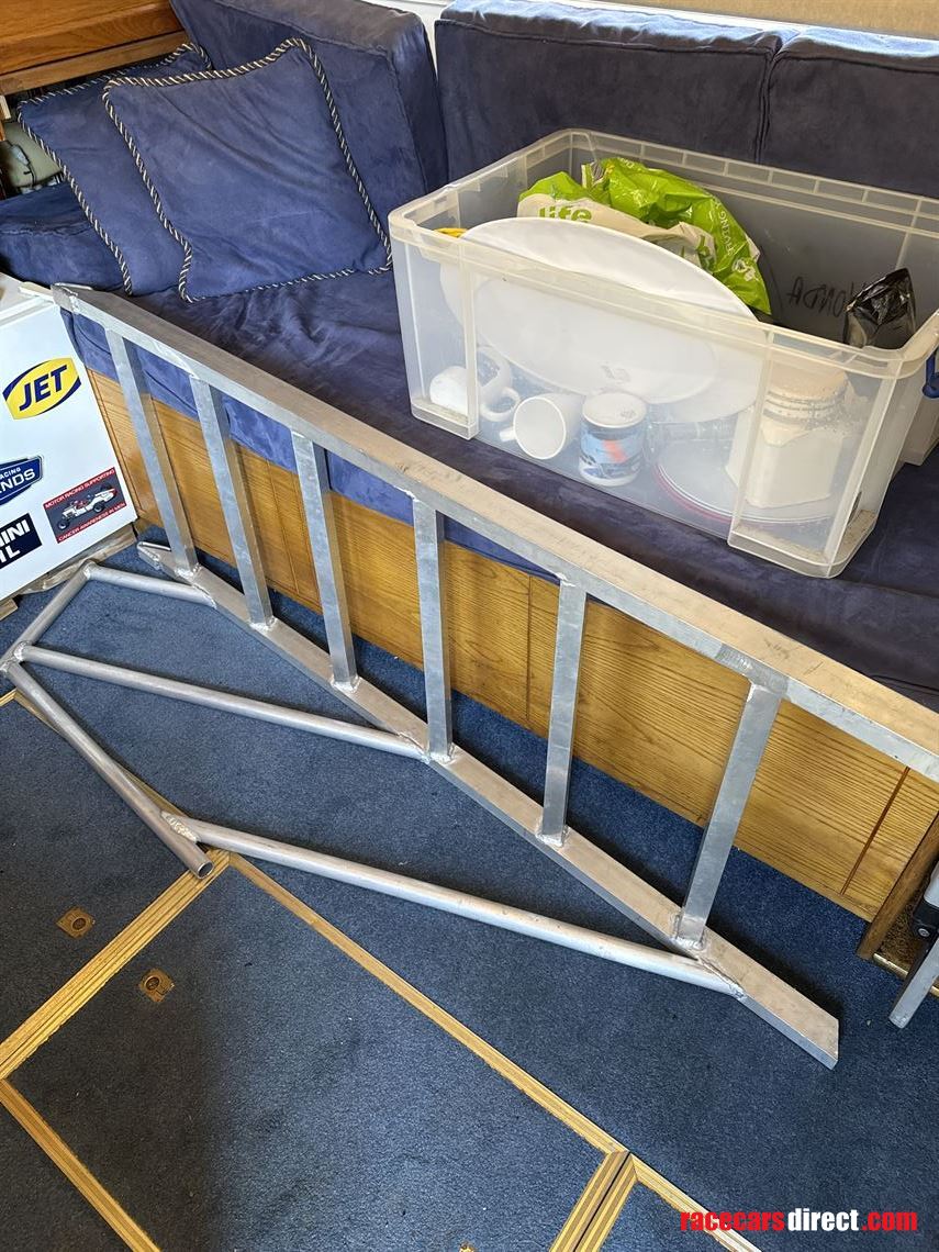 2008-daf-xf-105460---race-team-four-car-trans