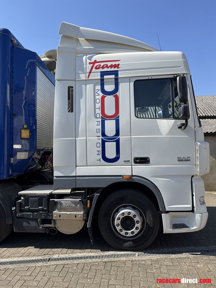 2008-daf-xf-105460---race-team-four-car-trans
