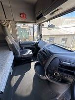 2008-daf-xf-105460---race-team-four-car-trans