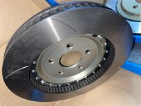 gt4-aston-martin-front-discs-bells