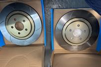 gt4-aston-martin-front-discs-bells