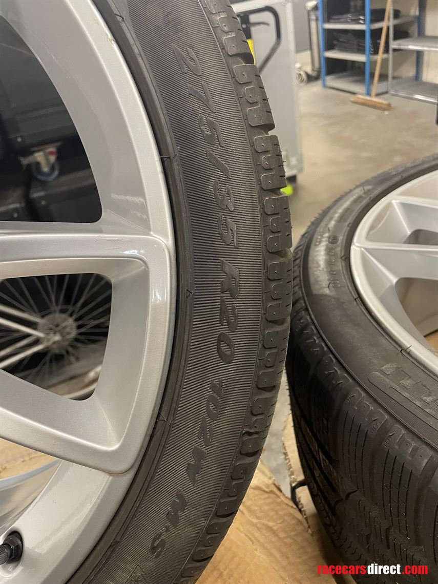 bentley-continental-gt-alloy-wheels-with-wint