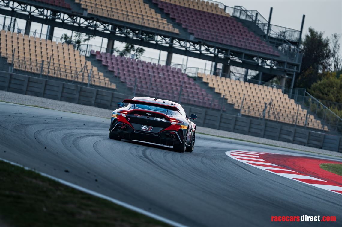 aston-martin-vantage-gt4-evo---2025-champion