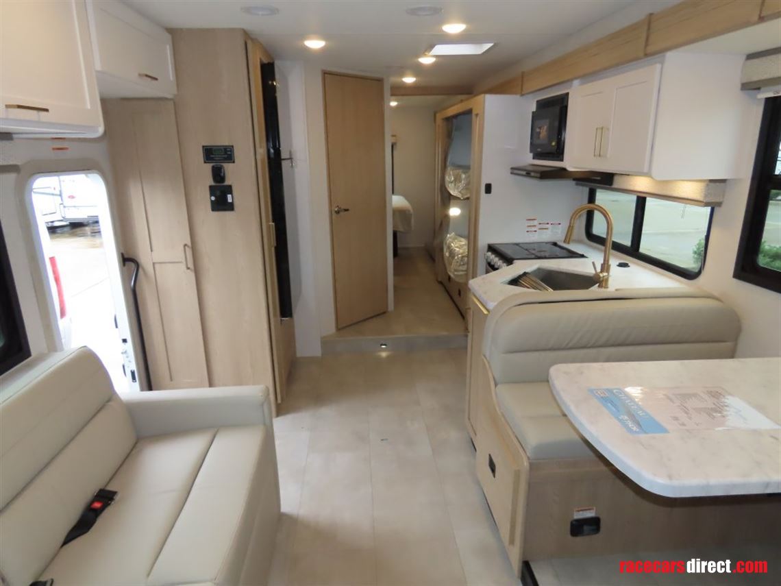 2026-thor-chateau-31e