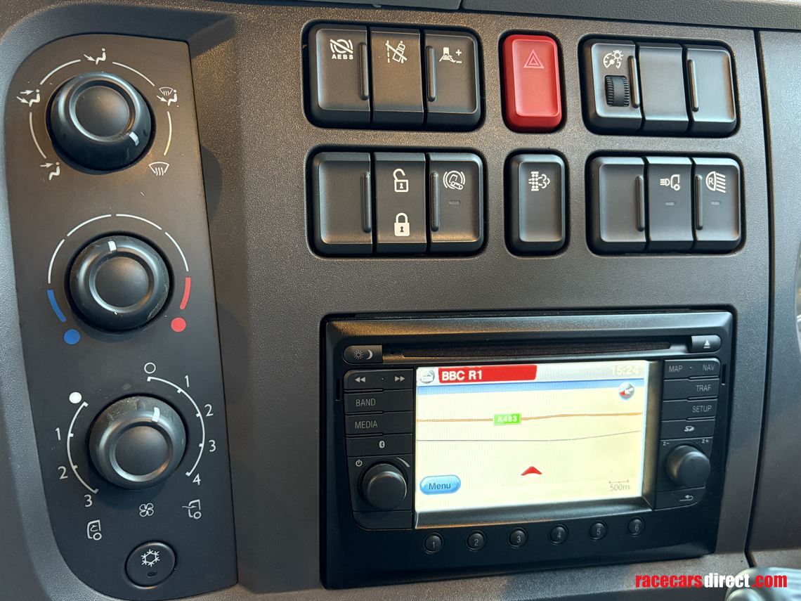 leyland-dad-lf230-race-transporter---box-lorr