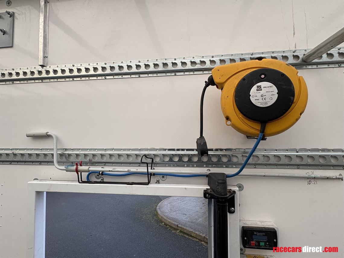 leyland-dad-lf230-race-transporter---box-lorr