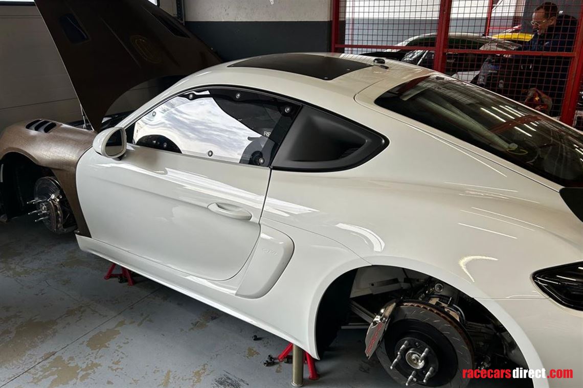 porsche-cayman-gt4-rs-for-sale