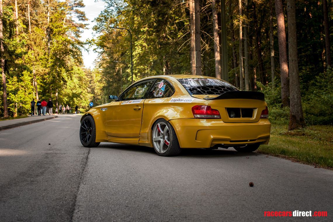 bmw-e82-54-v8-amg-400-bhp-555-nm