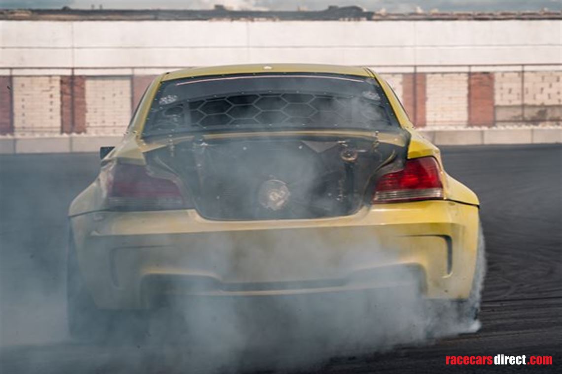 bmw-e82-54-v8-amg-400-bhp-555-nm