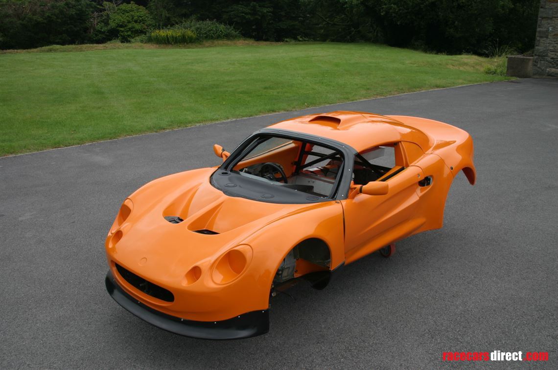 Stright body with track splitter from Moulds