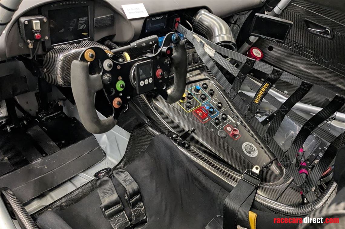 mercedes-benz-amg-gt3-evo